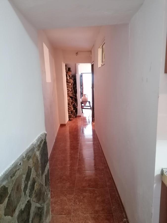 Villa Robles Santisteban del Puerto Luaran gambar
