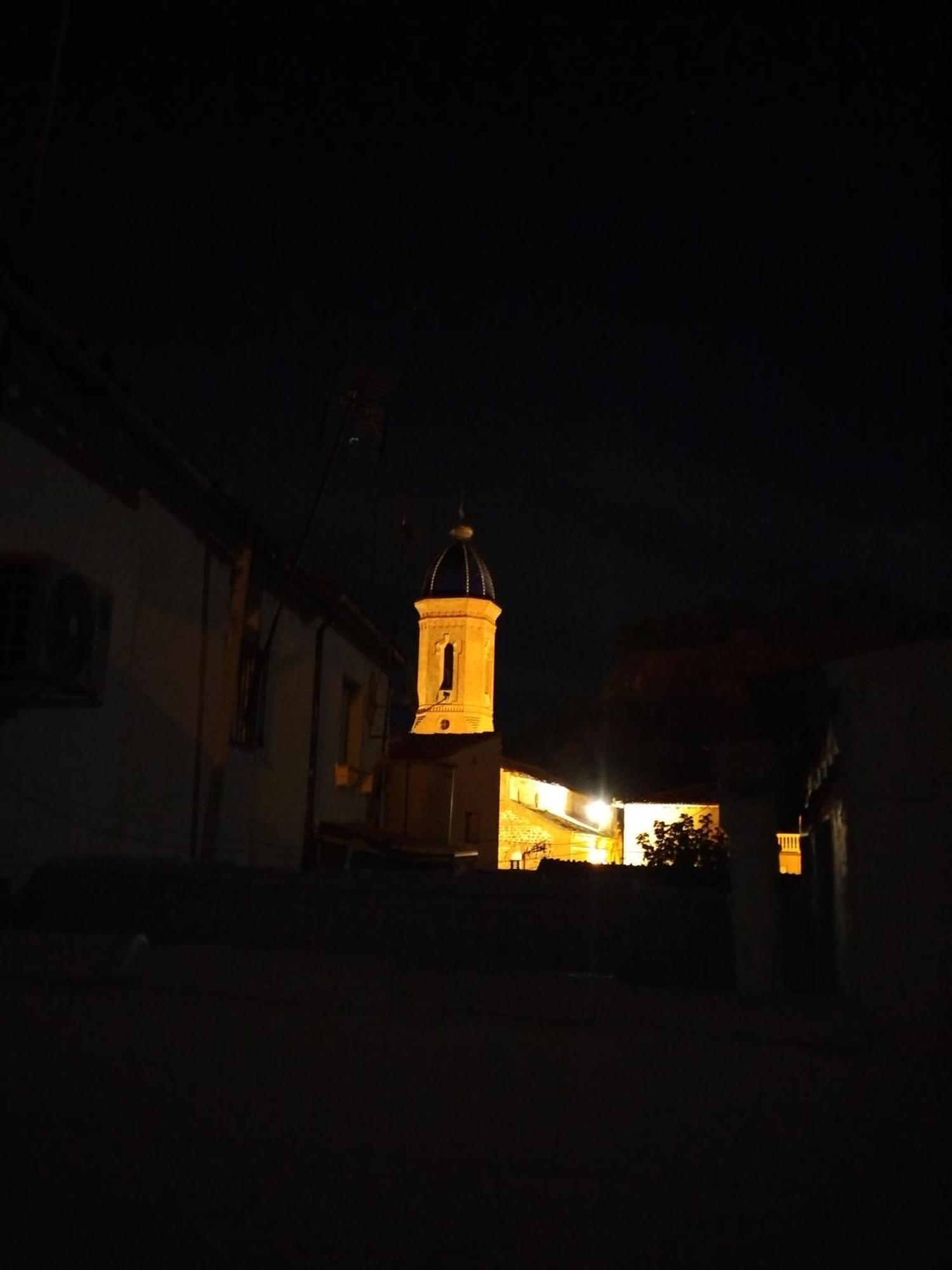 Villa Robles Santisteban del Puerto Luaran gambar